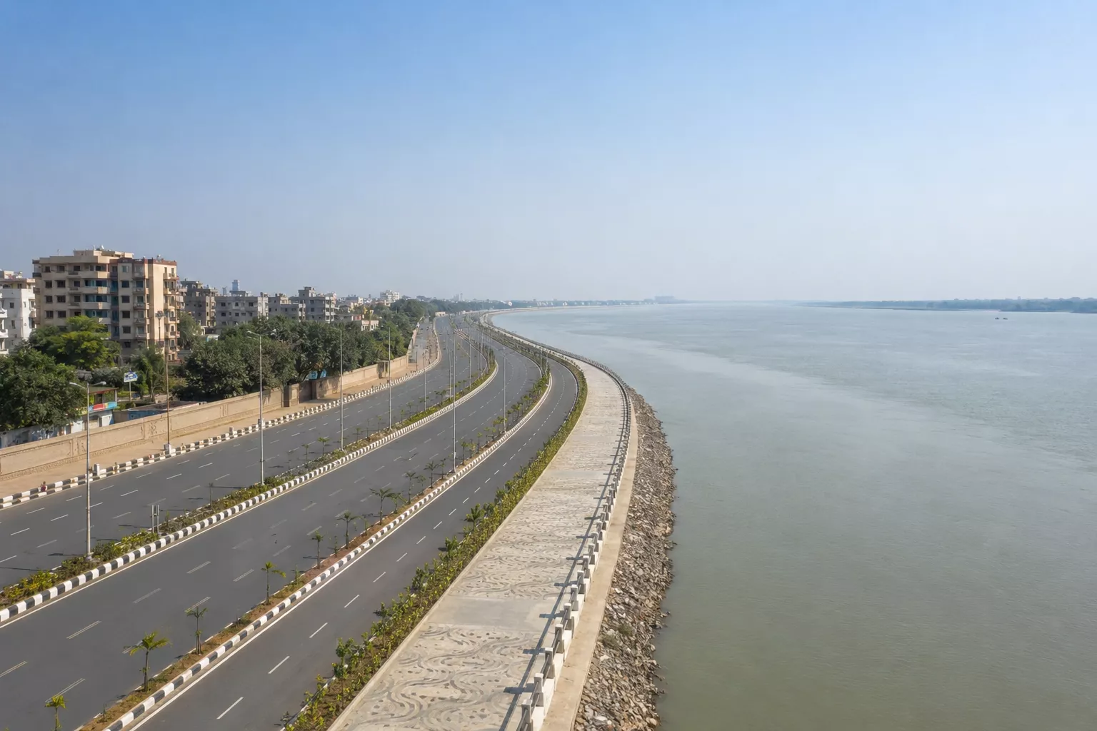 Bihar unveils INR 700 billion Marine Drive along the Ganga river